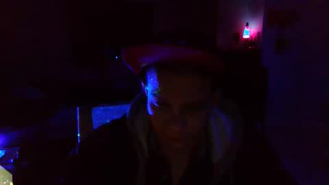 shades455 online show from March 31, 2:12 am