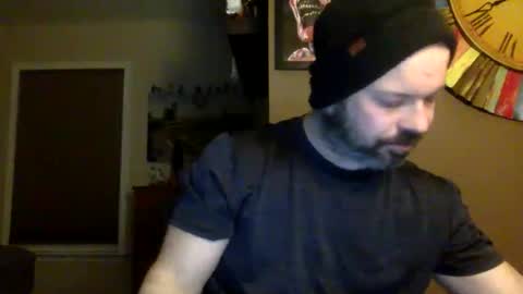 Shady online show from December 5, 3:28 am