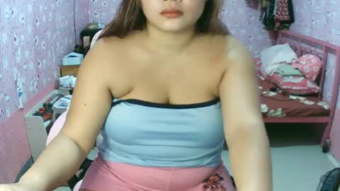 shairamae4u online show from August 1, 9:22 am