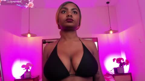 shalom_brown online show from June 24, 4:19 am