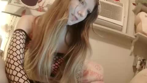 shampooprincess001 online show from March 21, 1:33 am