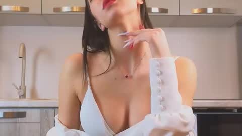 Kim online show from February 19, 8:52 pm