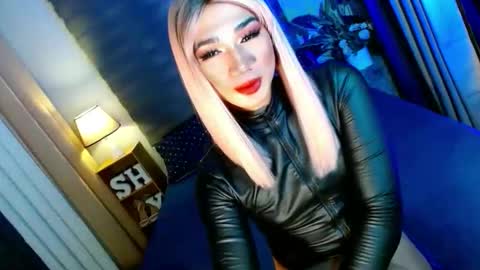 MISS SHANE online show from November 15, 8:54 pm