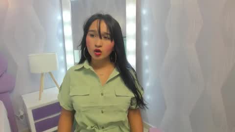 Shanel online show from November 28, 11:39 am