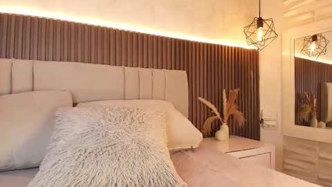 SHANON online show from December 19, 8:59 pm