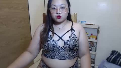shantal_romance8 online show from May 5, 11:27 am