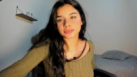 Snapshot of shara_jones chatting on September 21, 7:23 am Sara online show from September 21, 7:23 am