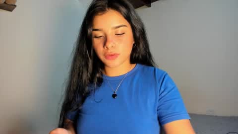 Snapshot of shara_jones chatting on September 11, 6:58 am Sara online show from September 11, 6:58 am