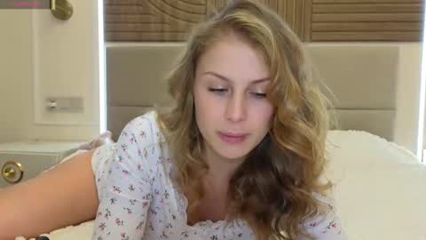 Sharleen online show from February 22, 2:52 pm