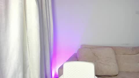 Hi fiends ---- I usually start online from Monday to Friday from 1000 am Saturdays and Sundays at 600 am Colombia time online show from February 27, 3:26 pm