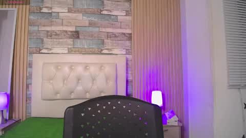 Sharlot online show from June 5, 6:52 am