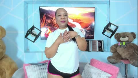 Sharon Noa online show from April 8, 11:24 am