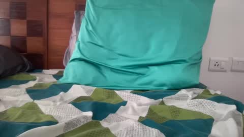 Shashii online show from February 15, 11:17 am