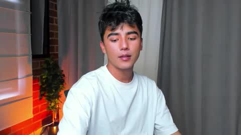 Shawn online show from February 21, 10:13 pm