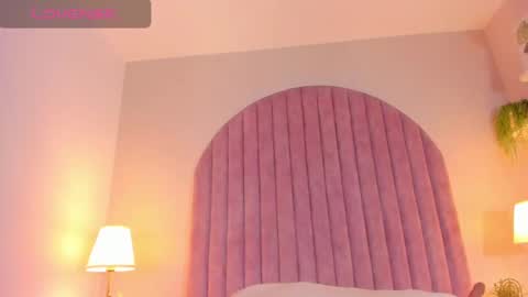 Shayla Davis  online 240 pm - 1000 pm online show from January 29, 8:25 pm