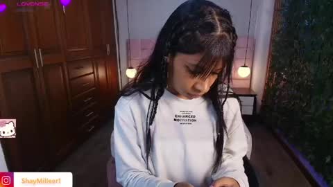 Shay Miller online show from April 16, 11:54 am