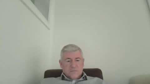 she52 online show from November 24, 1:43 pm