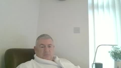 she52 online show from December 7, 8:49 am