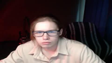 Snapshot of sheldon_music chatting on October 26, 7:42 am Sheldon online show from October 26, 7:42 am
