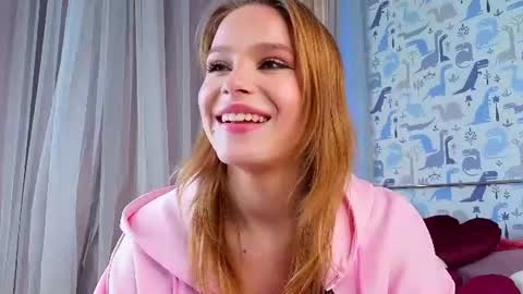 Lina online show from June 18, 2:06 am
