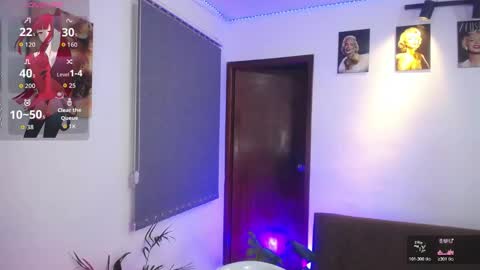 Shellsy H   online show from March 7, 12:10 am