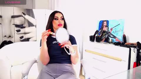 SherlisMoon  online show from February 3, 7:51 am