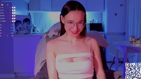 Sheyli online show from December 3, 9:06 pm