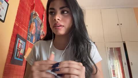 Karin online show from April 3, 7:48 am