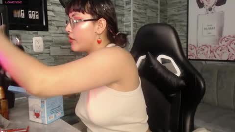 shizuko_b online show from September 21, 2:59 am