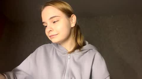 Sade online show from March 22, 5:28 pm