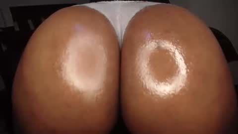 Snapshot of shortandsweete chatting on February 3, 4:35 am shawry online show from February 3, 4:35 am