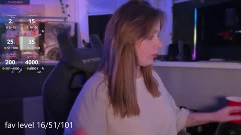 Snapshot of shorty_di chatting on October 28, 8:43 pm Diana online show from October 28, 8:43 pm