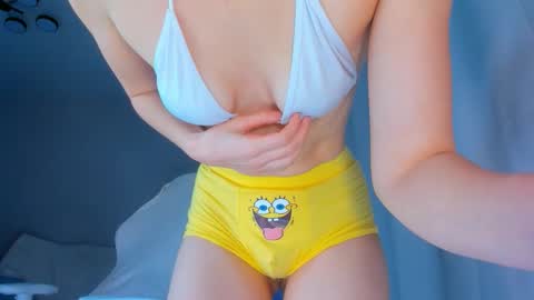 Snapshot of showmejenny chatting on October 15, 4:30 pm jennywoody online show from October 15, 4:30 pm