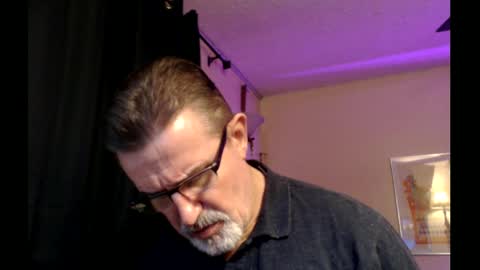 shrewtamer online show from March 7, 1:42 am