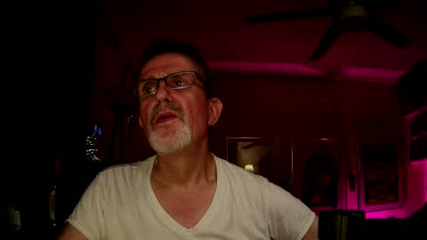 shrewtamer online show from September 25, 4:52 am