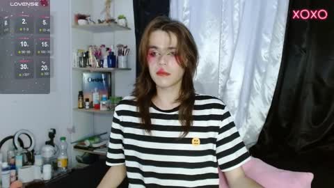 Shun White online show from February 23, 2:07 am