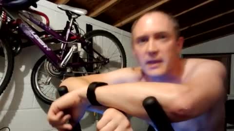 shy_guy1979 online show from July 7, 9:41 pm
