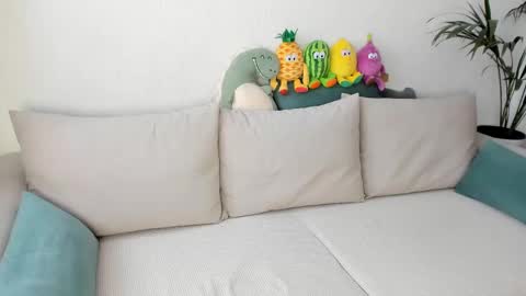 Anna online show from February 26, 7:02 am