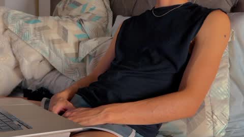 shydude666 online show from March 5, 9:59 pm