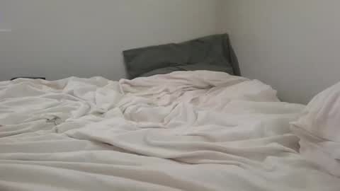 Elyse online show from November 30, 8:49 pm