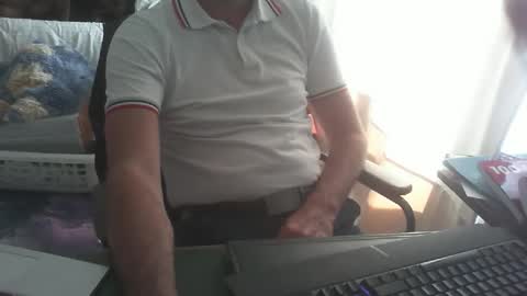 Snapshot of shyfrenchcock chatting on September 16, 9:01 am shyfrenchcock online show from September 16, 9:01 am