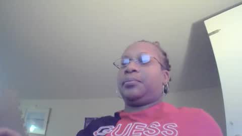 shygirl814804 online show from November 15, 12:45 am