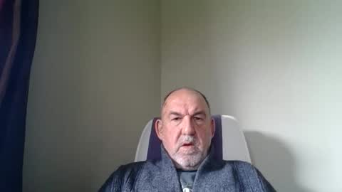 shyguytm online show from February 25, 10:13 pm