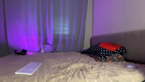 Amelia online show from November 10, 7:27 pm