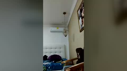 Sia online show from July 15, 11:37 am