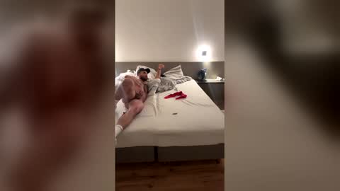 sian_1001 online show from May 2, 10:04 pm