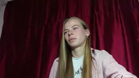 JULIANA online show from March 26, 10:04 pm