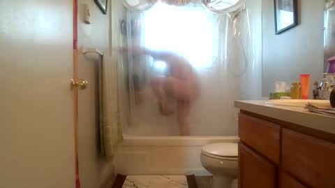 silverdragon70 online show from September 28, 8:18 pm