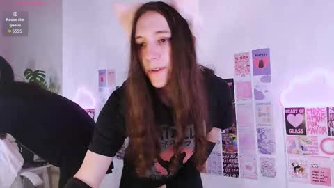 silvermuse online show from March 2, 11:33 pm