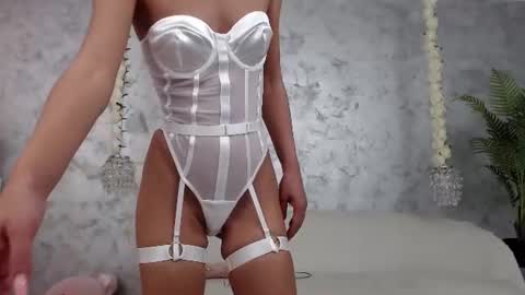 Silvia online show from August 4, 6:09 am